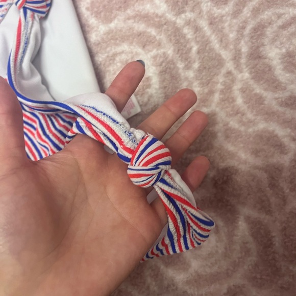 Xhileration, Medium, red white and blue - Picture 3 of 4